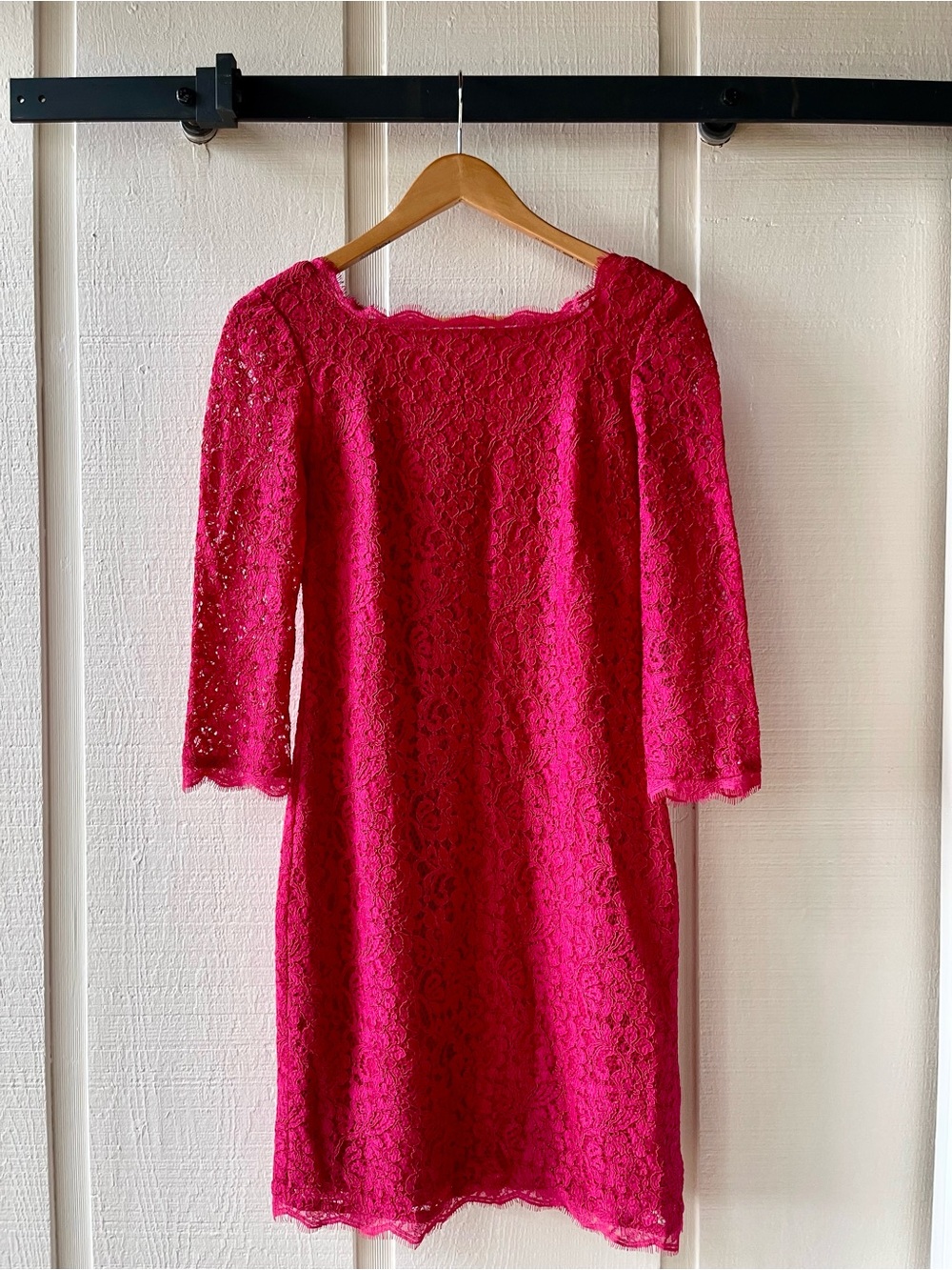 Adrianna Papell Fushia Hot Pink Lace Boat Neck 3/4 Sleeve Zip Back Dress